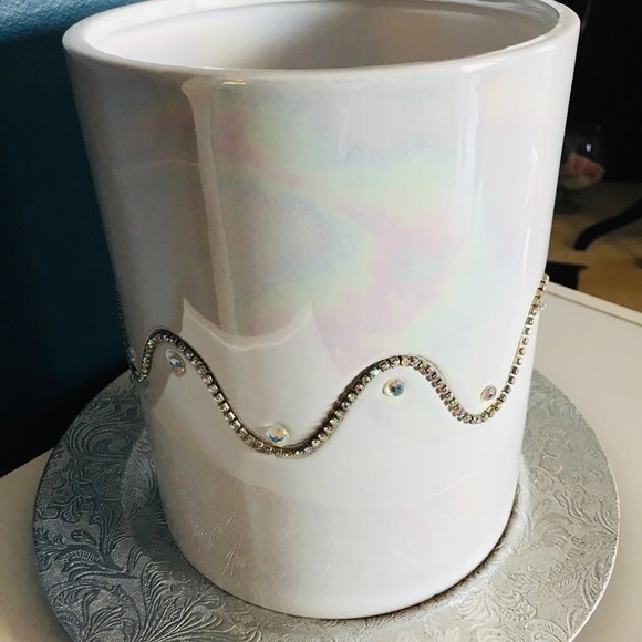 NWT Mike + Ally Ceramic Bathroom Waste Basket - Picture 1 of 3